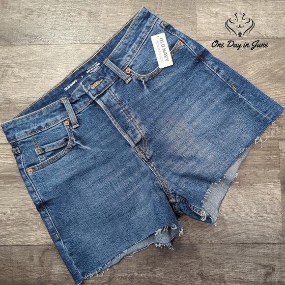 Old Navy Sky hi A Line Denim Shorts Size 6 - Picture 1 of 7